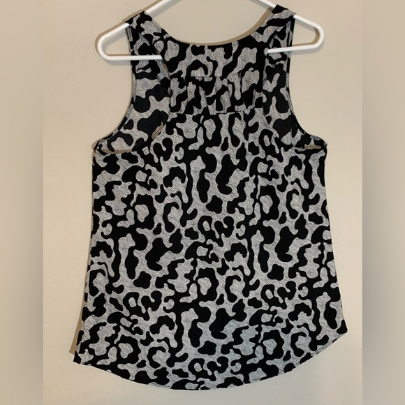 Mossimo (size L) Black and Gray Sleeveless, Razor back Top - Picture 2 of 8